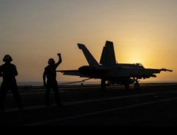 AS Serang Iran Balas Tembak Helikopter Apache, Target Fasilitas Radar dan Pertahanan