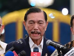 Luhut Umumkan Bansos Berubah Jadi Transfer Tunai Rp5,4 Juta per Orang, Didukung AI dan Single Digital ID