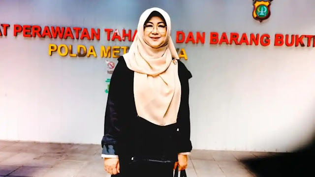 Dokter Tifa Klaim Punya 26 Dokumen Syarat Pencalonan Jokowi di Pilpres 2014