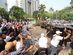 119 Orang Diamankan dalam Kericuhan Eksekusi Hotel Sultan, Polri Usut Aktor Intelektual