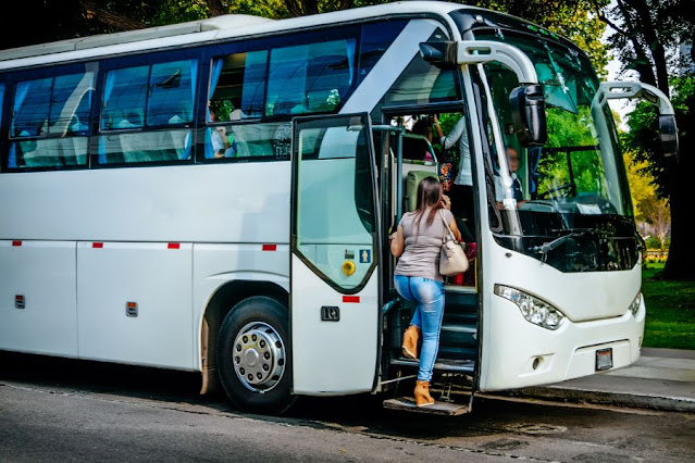 7 Standar Keamanan Bus yang Wajib Dicek Sebelum Sewa atau Perjalanan