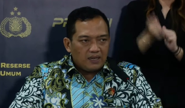 Keluarga Siap Jadi Penjamin, Roy Suryo dan Dokter Tifa Resmi Dilimpahkan ke Kejaksaan
