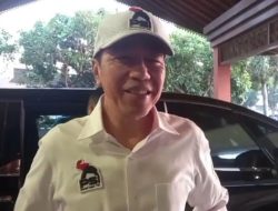 Jokowi Blusukan ke Lampung Pakai Atribut PSI, PDIP Sebut Ini Kampanye Politik 2029