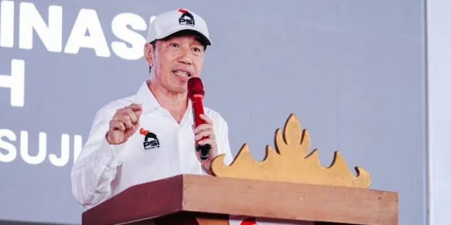 Analisis Politik: Ritual Jokowi Injak Kepala Kerbau Dinilai Tak Cukup untuk Tumbangkan Dominasi PDIP