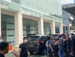 Polisi Datangi Kantor Badan Gizi Nasional Jakpus, Inafis Olah TKP Usai Ada Kerusakan Kaca