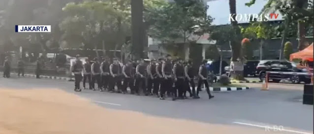 Pengamanan Polda Metro Jaya dan Rumah Dinas Jampidsus Diperketat, Penggeledahan Temukan Uang Tunai dan Emas