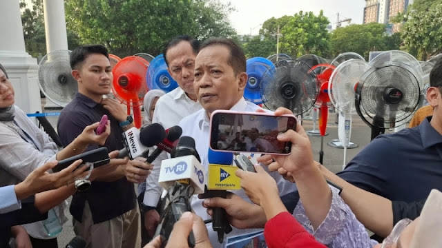 Menkop Bantah Tahu Isu Pengadaan Kipas Angin Rp1,8 Triliun untuk KDMP