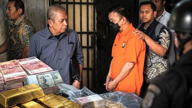 Kuasa Hukum: Emas 74 Kg dan Uang Tunai Rp Miliaran di Rumah Febrie Adriansyah Milik Yayasan Pendidikan
