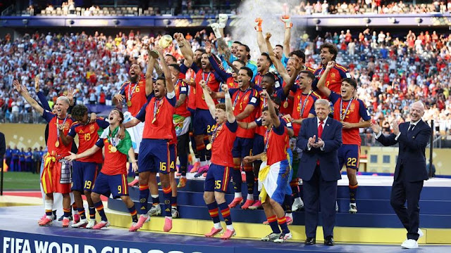 Trump Dihujat Penonton Saat Serahkan Trofi Piala Dunia 2026, Momen Kontroversial di Final Spanyol vs Argentina