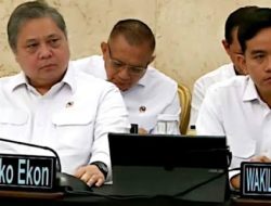 Posisi Duduk Gibran Tak Semeja dengan Prabowo, Pengamat Sebut Ini Tanda Hubungan Retak?