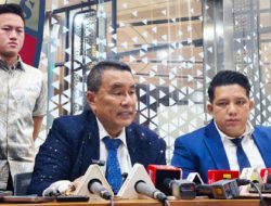 Hotman Paris Mundur dari Kuasa Hukum Febrie Adriansyah, Fokus Pemulihan Kesehatan