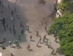 Bentrokan Berdarah di Menteng Akibat Sengketa Sarapan, Satu Tewas dan Motor Hangus Terbakar