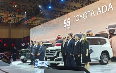 Toyota Luncurkan Land Cruiser 300 Hybrid EV dan bZ4X Touring di GIIAS 2026, Harga Mulai Rp889 Juta