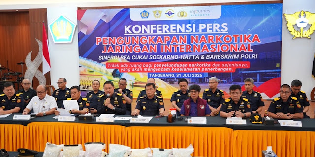 Bea Cukai Bandara Soekarno-Hatta Gagalkan Penyelundupan 26 Kg Ekstasi oleh Kopilot Malaysia, Selamatkan 130 Ribu Jiwa