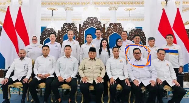 Tersangka Tambang Ilegal Foto Bareng Prabowo di Istana Usai Mangkir Panggilan Polisi, Melanie Subono: Ada Perlakuan Istimewa!