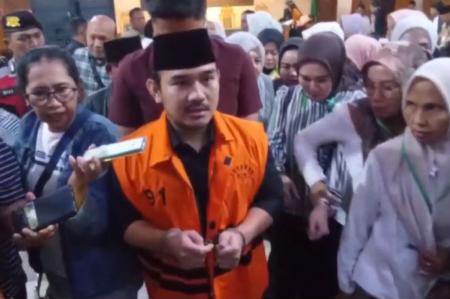 Bupati Bekasi Nonaktif Ade Kuswara Kunang Sebut Dakwaan KPK Akal-akalan, Minta Vonis Adil