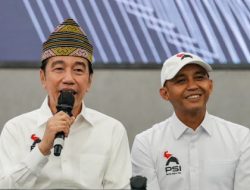 Jokowi Dinilai Masih Berlagak Penguasa: Manfaatkan PSI dan Posisi Strategis di Pemerintahan Prabowo