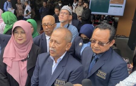 Dokter Tifa Gugat Jaksa ke Praperadilan: Revisi Surat Dakwaan Ijazah Jokowi Dinilai Cacat Prosedur
