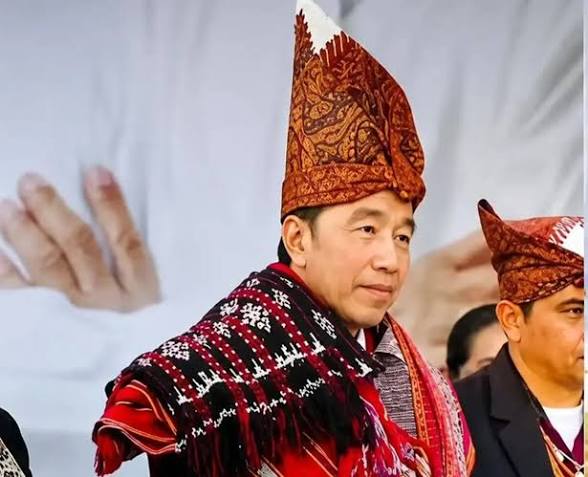 Jokowi Tantang Tifa dan Roy Suryo: Buktikan Ijazah Palsu di Persidangan, Siap Bawa Dokumen Asli
