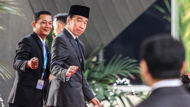 Jokowi Siapkan PSI sebagai Kendaraan Politik Gibran untuk Pilpres 2029: Skenario dan Kalkulasi di Tengah Ketidakpastian