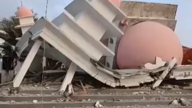 Gempa NTT Magnitudo 7,7 Tewaskan 38 Orang: Evakuasi Korban Terjebak Reruntuhan Masih Berlangsung