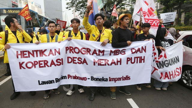 BEM UI Demo di Bundaran HI: 8 Tuntutan Kritis soal Ekonomi, Korupsi, hingga Penjajahan oleh Negara Sendiri