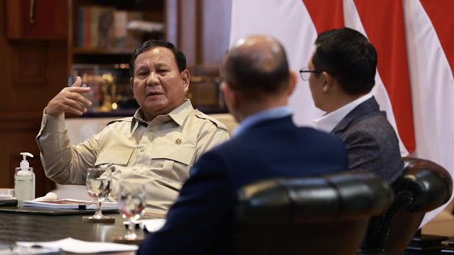 Amien Rais Ingatkan Prabowo: Jangan Telan Mentah-Mentah Laporan Anak Buah yang Meninabobokkan