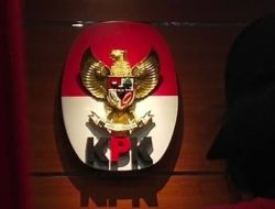 KPK OTT di Kabupaten Bogor: 3 Orang Diamankan Beserta Uang Tunai, Dibawa ke Gedung Merah Putih