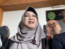 Hakim Tolak Praperadilan Dokter Tifa, Sidang Kasus Fitnah dan Ijazah Palsu Jokowi Lanjut
