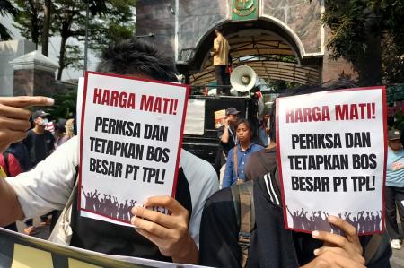 Demo Kejagung: Massa Desak Sukanto Tanoto Diadili dalam Kasus Korupsi Toba Pulp Lestari