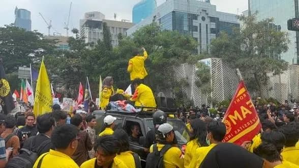 Larangan Demo di Bundaran HI Menuai Kritik Tajam: LBH Jakarta Tegaskan Polisi Jangan Ngarang Soal Objek Vital Nasional